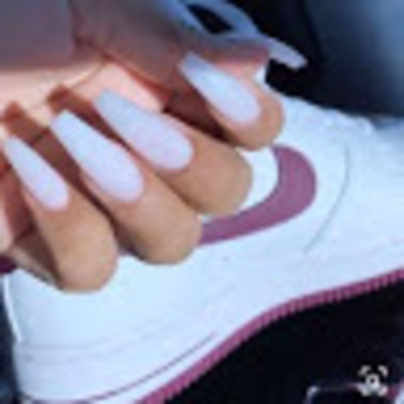 Meet your Posher, Solana - Picture 1 of 1